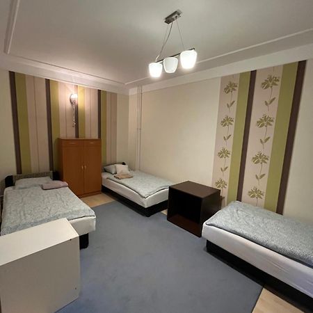 Tocc Apartman Gyal Luaran gambar