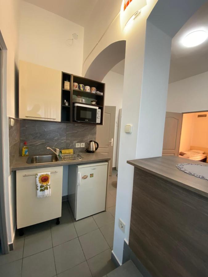 Tocc Apartman Gyal Luaran gambar