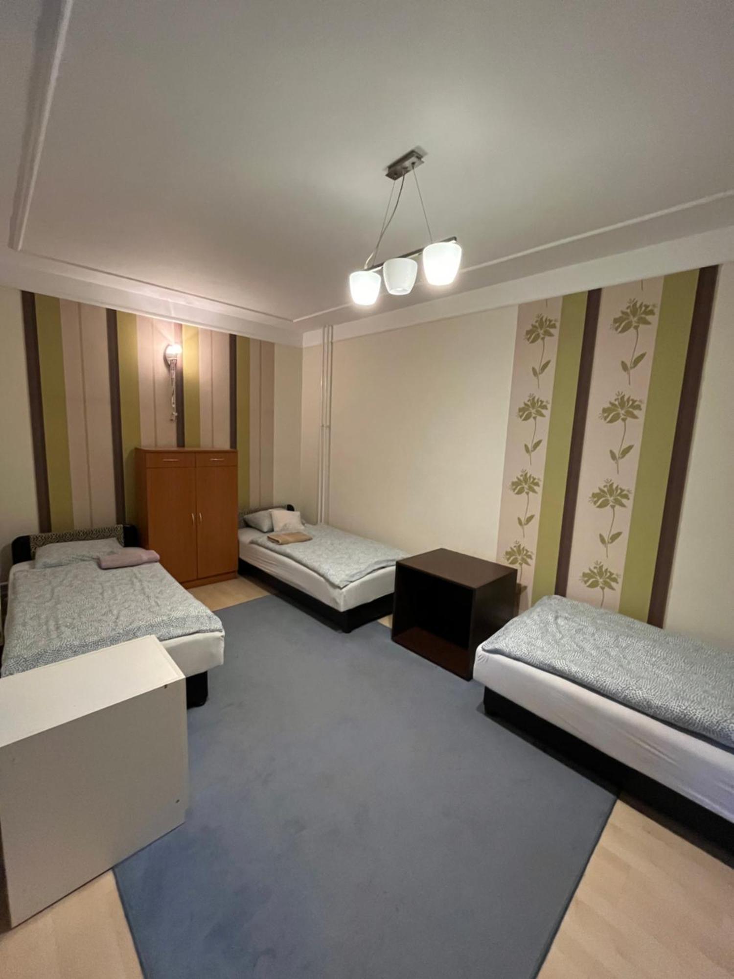 Tocc Apartman Gyal Luaran gambar